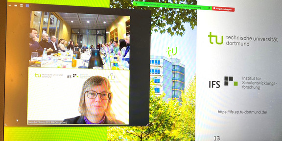 Parlamentarisches Frühstück Foto eines Laptops mit Zoom-Meeting zum Inputvortrag von Prof. Dr. Nele McElvany